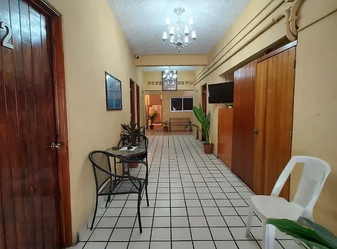 Hotel Colonial