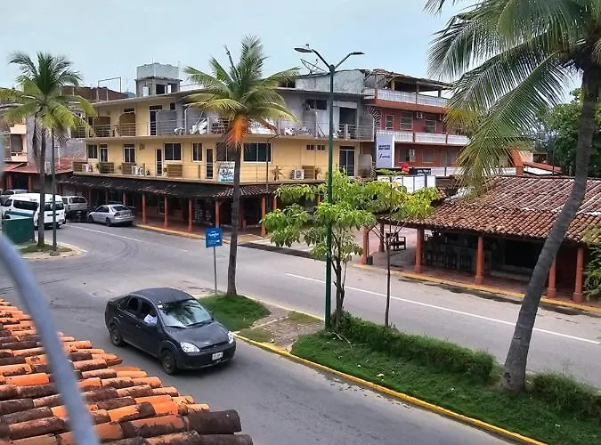 Hotel Colonial Zihuatanejo